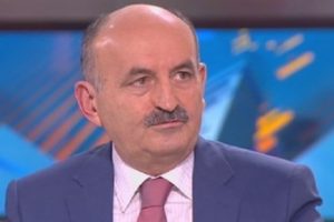 Sağlık Bakanı M&uuml;ezzinoğlu'dan ''domuz gribi'' a&ccedil;ıklaması