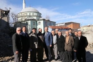 Bursa'da Helvalıpınar Camii'ne d&uuml;zenleme