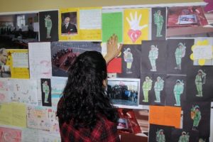 Ter&ouml;rle m&uuml;cadele eden asker ve polise moral mektubu yağıyor