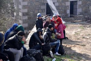 &Ccedil;anakkale'de 163 ka&ccedil;ak yakalandı