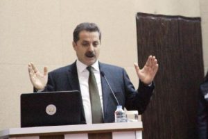 Bakan &Ccedil;elik: Kardeş kanı akıtmaktan zevk alanlar var