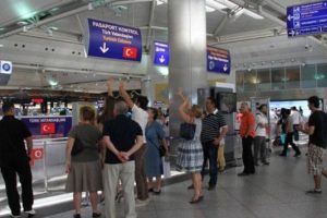Atat&uuml;rk Havalimanı'nda horoz sesleri