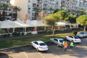 İzmir'de kafelere 'naylonkondu' benzetmesi