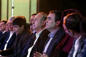 Bakan &Uuml;nal'dan o akademisyenlere sert eleştiri