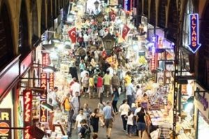 Kapalı&ccedil;arşı tarihinde ilk kez y&ouml;netim kurulu se&ccedil;ti