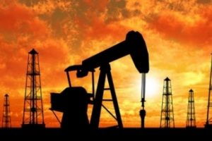 Petrol fiyatları son 13 yılın dibinde