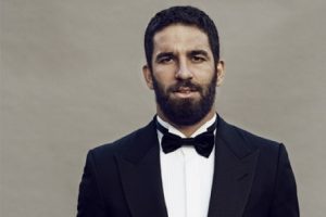 Arda Turan, Nuri Şahin ve Kenan Sofuoğlu'ndan &ccedil;ocuklara destek