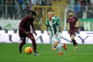 Bursaspor ilk ma&ccedil;ta farkı ka&ccedil;ırdı