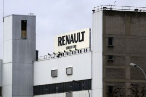 Renault yeni plan i&ccedil;in Fransa h&uuml;k&uuml;metiyle anlaştı
