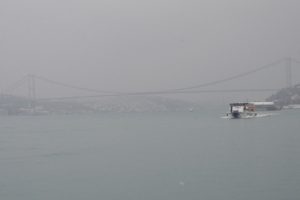 İstanbul Boğazı gemi trafiğine kapatıldı