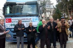 Nevşehir'den Bayırbucak T&uuml;rkmenleri'ne yardım