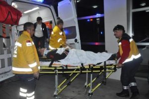 Otomobil ile motosiklet &ccedil;arpıştı: 2 yaralı