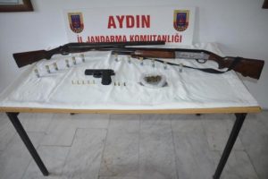 Aydın'da jandarmadan uyuşturucu operasyonu