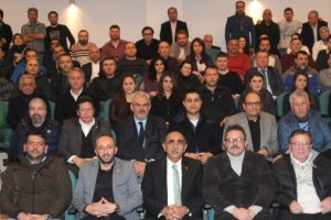 Bursaspor Kul&uuml;b&uuml; Başkanı kul&uuml;p personeliyle vedalaştı