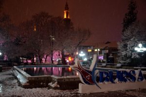 Bursa beyaza b&uuml;r&uuml;nd&uuml;, ortaya bu kareler &ccedil;ıktı...