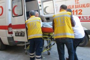 Hamile kadın kavgayı ayırmak isterken &ouml;ld&uuml;r&uuml;ld&uuml;