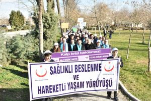 Bursalılardan 'Sağlık İ&ccedil;in Hareket Et' y&uuml;r&uuml;y&uuml;ş&uuml;
