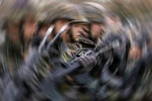 Cizre'de sıcak &ccedil;atışmalar yaşanıyor
