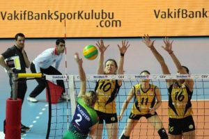 VakıfBank Şampiyonlar Ligi'nde liderliği garantiledi