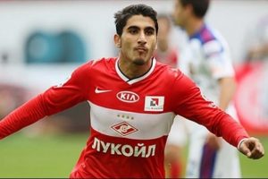 Beşiktaş'ın yeni transferi Aras &Ouml;zbiliz