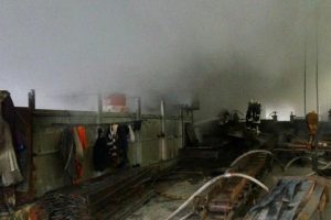 Denizli'de d&ouml;k&uuml;m at&ouml;lyesinde yangın &ccedil;ıktı
