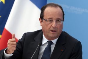 Hollande: 2016 Suriye i&ccedil;in ge&ccedil;iş senesi olmalı