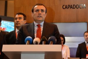 "İnsanların seyahat &ouml;zg&uuml;rl&uuml;ğ&uuml; kısıtlanmamalı"