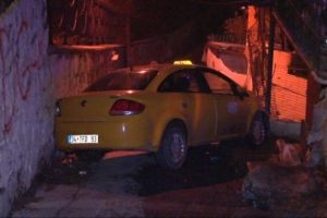 Gasp edilen taksici kaza yaptı