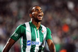 Bursaspor'da ibra edilmeyen eski y&ouml;netim geride ağır bir bor&ccedil; y&uuml;k&uuml; bıraktı!