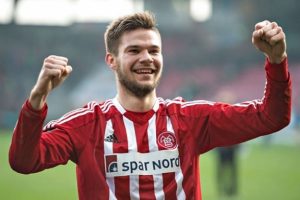 Galatasaray'a rakip &ccedil;ıktı!