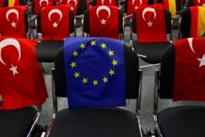 T&uuml;rkiye-AB anlaşmasında 5 p&uuml;r&uuml;z