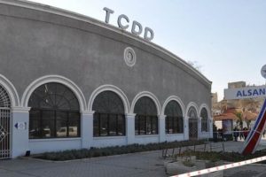 Alsancak Garı'nda bomba paniği