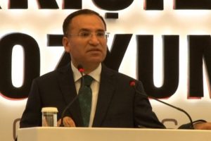 Bozdağ: Yılan hikayelerine d&ouml;nm&uuml;ş davalar...