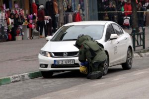 Bursa'da unutulan &ccedil;anta bomba paniğine neden oldu