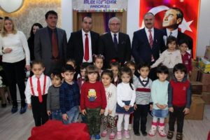 Minik &ouml;ğrencilerden anlamlı yardım kampanyası