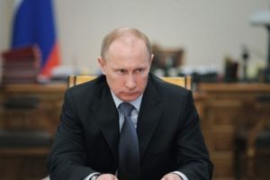 Rus akademisyenden Putin'e ağır s&ouml;zler!