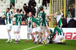 Bursaspor, &ccedil;ıkışını s&uuml;rd&uuml;rmek istiyor&nbsp;