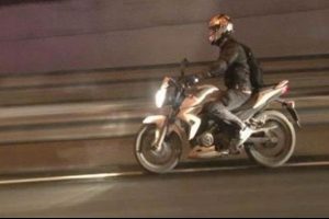 Biden'ın konvoyunda motosikletli gerginliği