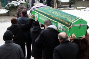 Bursa'nın ilk kadın doğum uzmanı son yolculuğuna uğurlandı