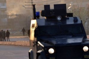 Siirt'te ter&ouml;r operasyonu: 11 g&ouml;zaltı