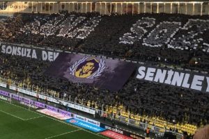 Kadık&ouml;y'de 'Arda Turan' sesleri