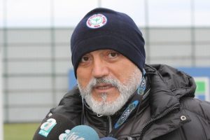"T&uuml;rk futbolu transfer yapmayı bilmiyor"