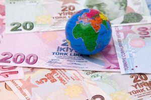 T&uuml;rkiye'de yasadışı ve korsan &uuml;r&uuml;n ticaret hacmi 11 milyar dolar