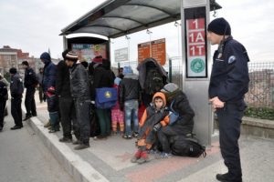 Suriyeliler İstanbul diye Edirne'ye bırakıldı
