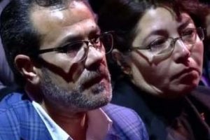 &Ouml;zgecan'ın babasının bestesi g&ouml;zyaşlarına boğdu