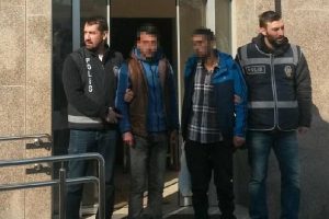 Hırsızlar ameliyat i&ccedil;in biriktirdiği parayı da &ccedil;aldı
