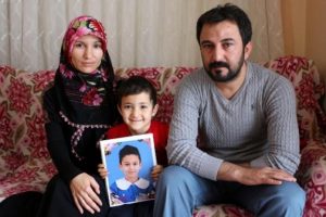 K&uuml;&ccedil;&uuml;k &ccedil;ocuğun son umudu ilik nakli