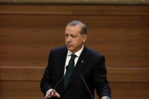 "Kaymakamlarımız belediyelerin yol a&ccedil;tığı boşluğu doldursun"