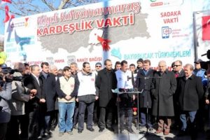 Kahramanmaraş'ta Bayırbucak T&uuml;rkmenlerine yardım &ccedil;ağrısı