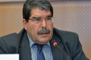 Salih M&uuml;slim a&ccedil;ıkladı! PYD masada değil